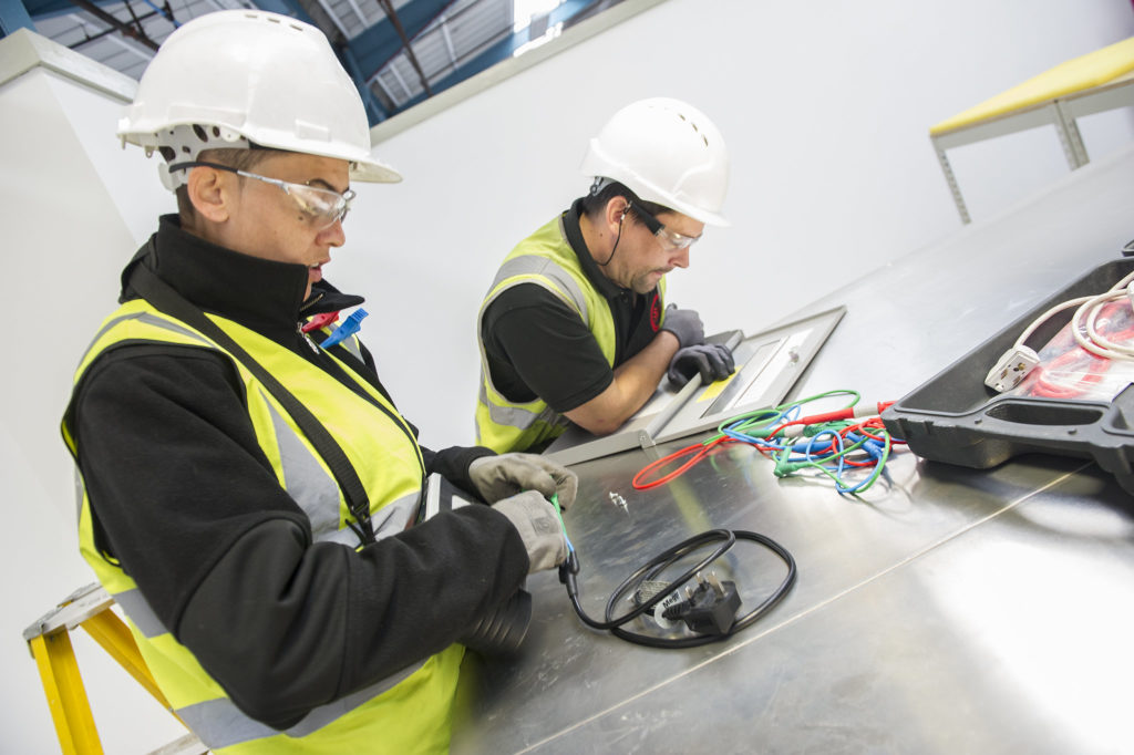 3 Items to Consider When Providing Commercial Electrical Services